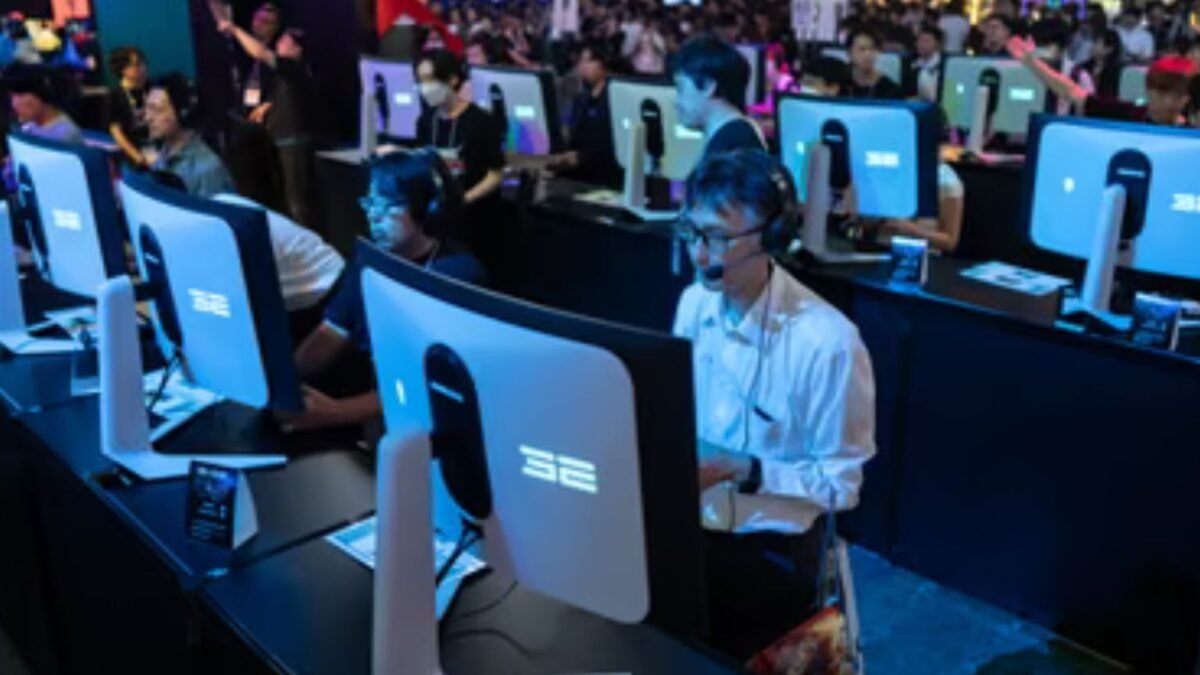 Iconic Japanese game characters celebrating milestones, with updated graphics and console evolution